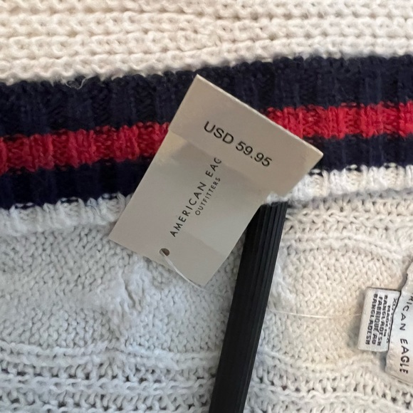 American Eagle Cardigan - Picture 3 of 3